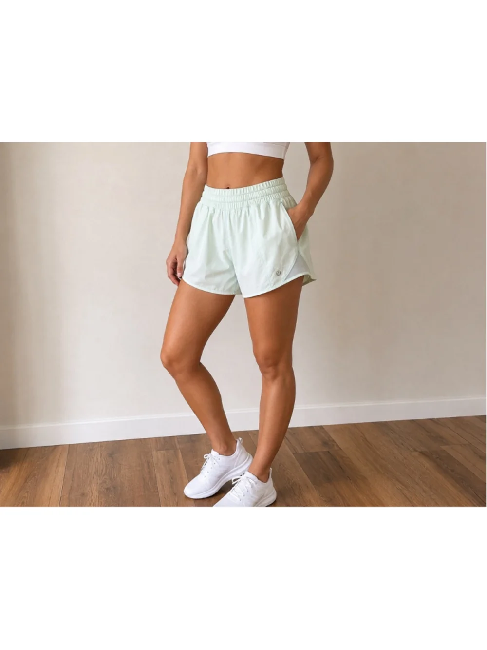 Women's Lululemon Athletic Shorts Size 4 Light Green